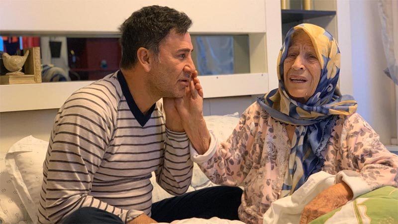 İzzet Yıldızhan, 10 gün önce rahatsızlanarak hastaneye kaldırılan ve yoğun