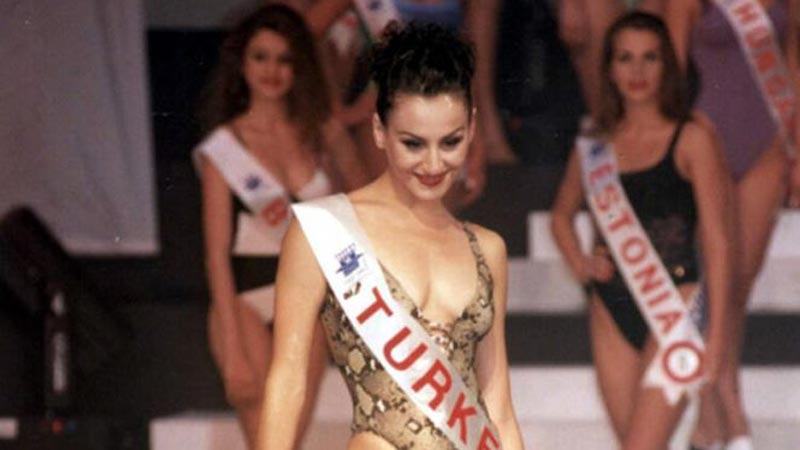 Bir dönemin ünlü mankeni hastanede işe başladı