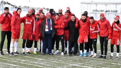 Sosyal medyayı sallayan fenomen muradına erdi! Transfer müjdesi