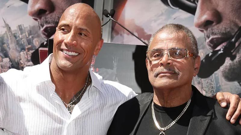 Efsane sporcu hayatını kaybetti! ABD'li efsane güreşçi Rocky Johnson, 75 yaşında hayatını kaybetti. Ünlü