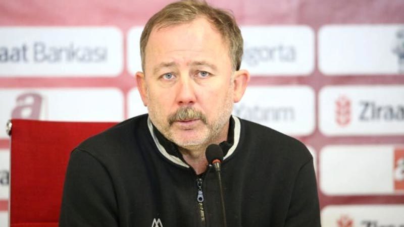 Sergen Yalçın Beşiktaş’ta Beşiktaş, teknik direktörülük için Sergen Yalçın ile prensip anlaşmasına vardı.