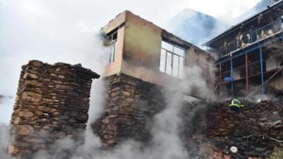 13 ev yandı! Koyunlar telef oldu