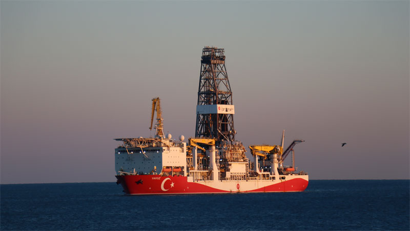 ‘Yavuz’ Mersin’e demir attı