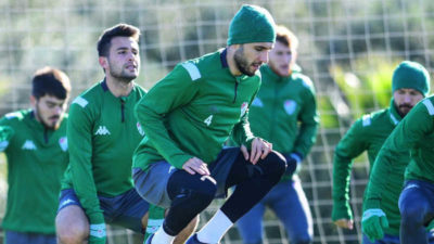 Timsah boş durmuyor