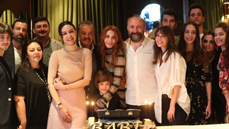 İlk bölümü kutladılar İlk bölümü kutladılar