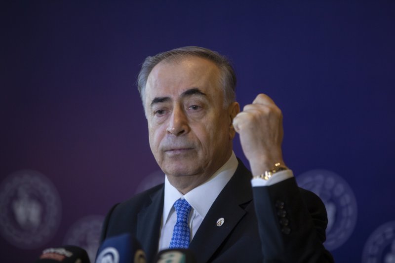 Mustafa Cengiz sert çıktı; Edebimi bilirim, edepsizce davranamam