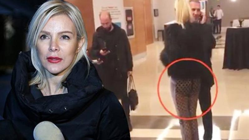 Ödül töreninde pantolonu yırtıldı! Zor anlar…