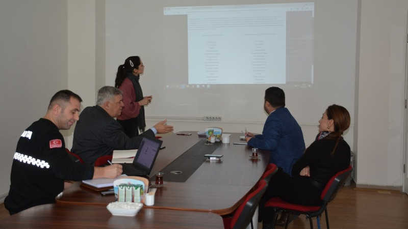 Gemlik’te sosyal yardım devrimi Gemlik Belediyesi Sosyal Yardım İşleri Müdürlüğü, ilçenin ‘‘yoksulluk haritası''nı çıkartacak