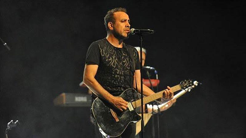 Depremi öğrendi, Bursa konserini iptal etti