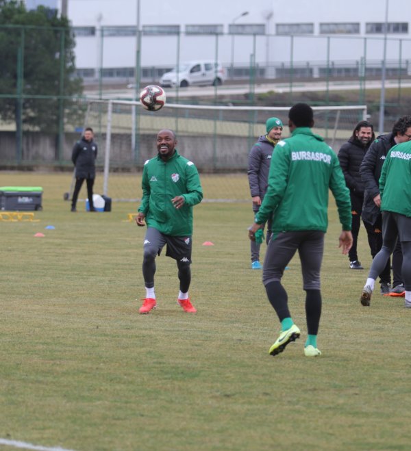 Yeni tarih belli oldu… İşte Bursaspor’un topbaşı zamanı…