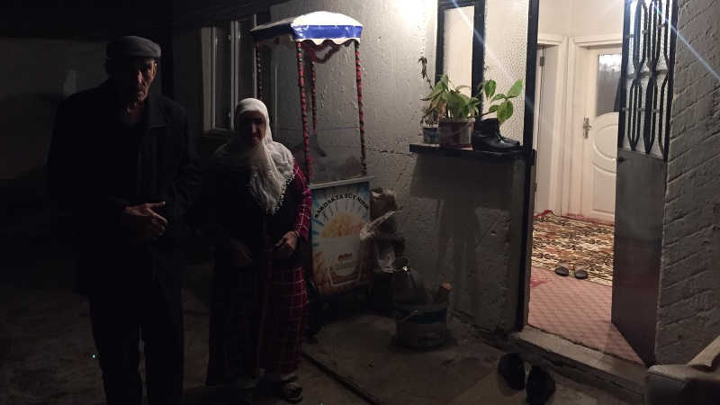 Evlerinde ölüm korkusuyla yaşıyorlar