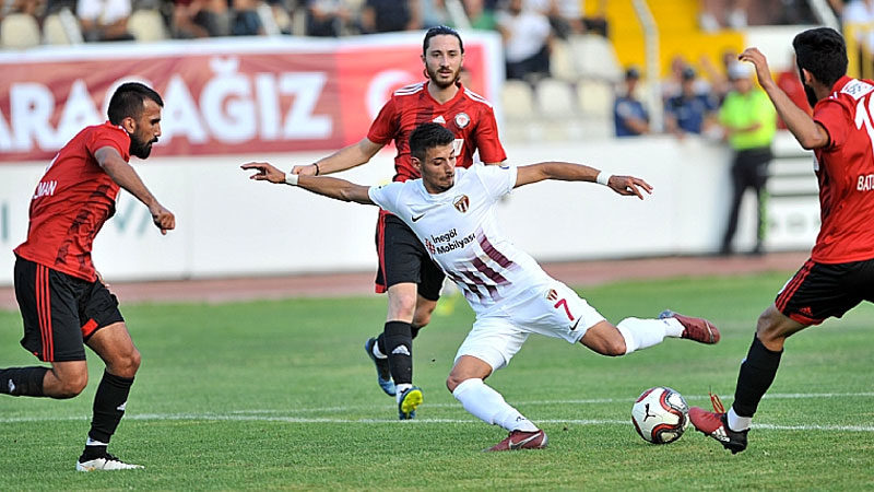 Bursa ekibi, deplasmanda kendisi gibi ilk 5'i zorlayan Çorum Futbol