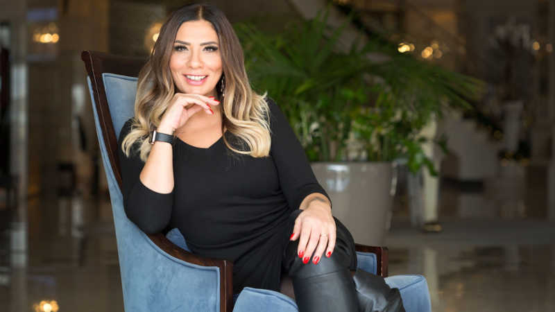 Yarış atlarını eski eşine hibe etti Yarış atlarını eski eşine hibe etti