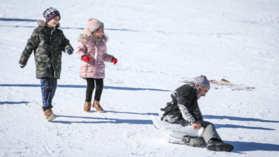 Karne sonrası öğrenciler soluğu Uludağ’da aldı