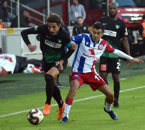 Bursaspor’un istediği oyuncu kadro dışı!