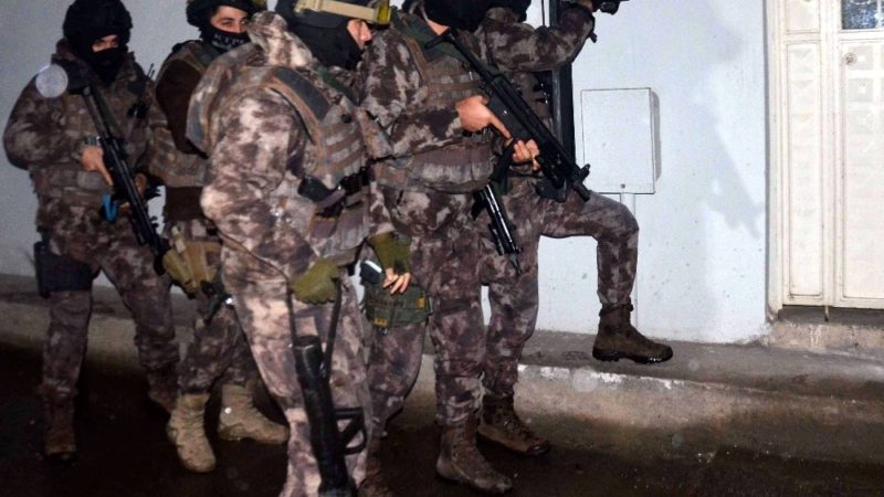 Uyuşturucu operasyonunda yeni gelişme Bursa’da bin polisle şafak vakti eş zamanlı yapılan uyuşturucu operasyonunda