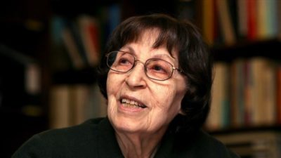 Rahşan Ecevit’in Devlet Mezarlığı’na defni için hazırlanan yasa kabul edildi