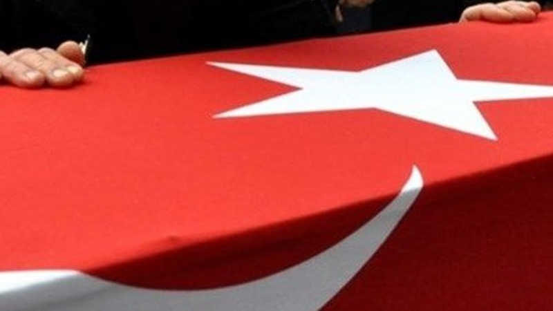 Suriye'nin İdlib kentinde rejim unsurlarınca yapılan yoğun topçu atışı sonucu