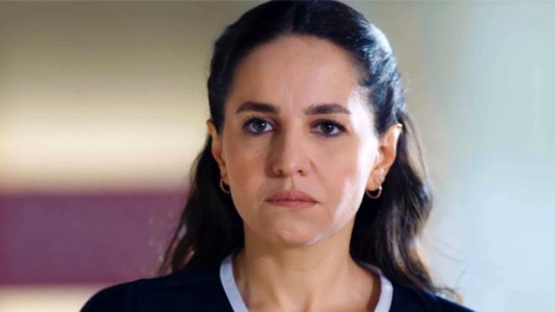 Mucize Doktor’un Selvi’si bakın hangi ünlü oyuncunun oğluyla evli! Mucize Doktor’un Selvi’si bakın hangi ünlü oyuncunun oğluyla evli!