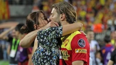 Ünlü futbolcunun model eşi hamile! Böyle duyurdu
