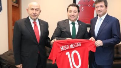 Bursaspor’dan TFF’ye çıkarma; Özdemir ve Çağlar ağırladı…