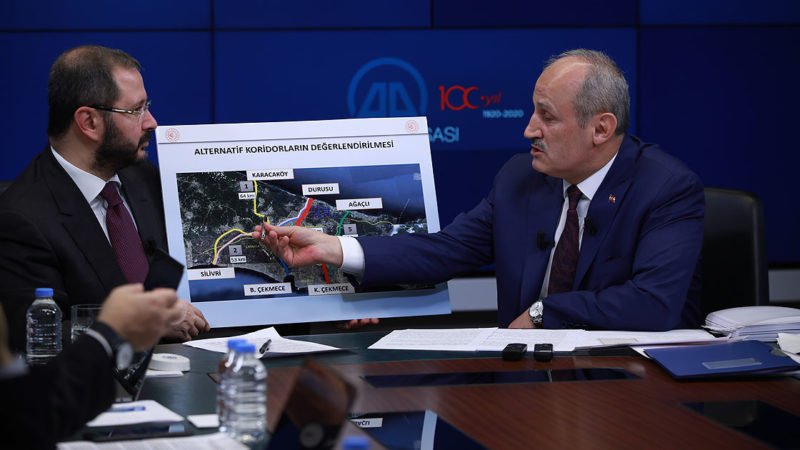 Ulaştırma ve Altyapı Bakanı Turhan, "Kanal İstanbul'a 2020'de kazmayı vurursak,
