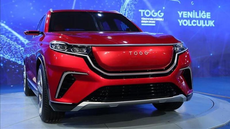 İtalyan küratör Luca Molinari’den Türkiye’nin Otomobili’ne tasarım övgüsü