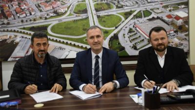 İnegöl Belediyesi kadrolu işçilerle yeni sözleşme imzaladı