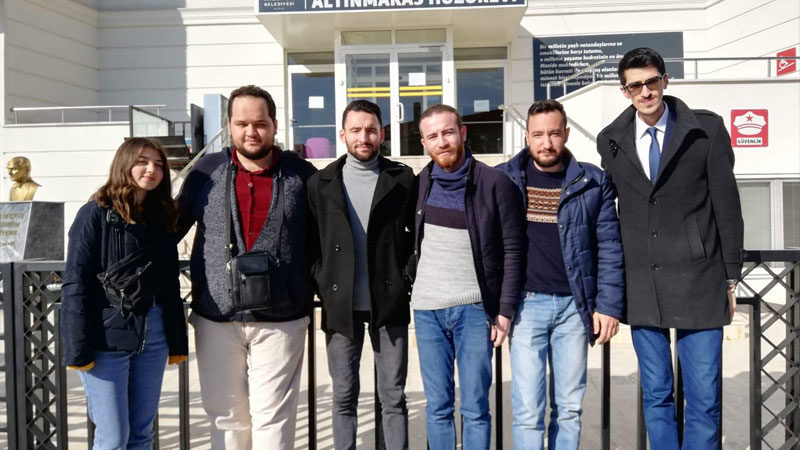 Gençlerden vefa örneği Cumhuriyet Halk Partisi Gemlik Gençlik Kolları üyeleri, yaşlıları unutmadı.