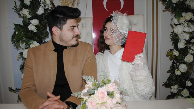 Bursa’da nikah yoğunluğu! Akın ettiler
