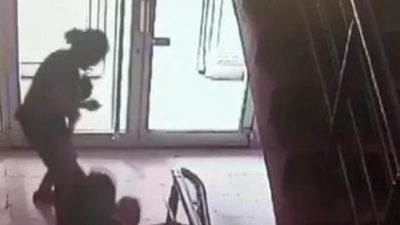 Genç kız dehşeti yaşadı: Kanınızı içeceğim