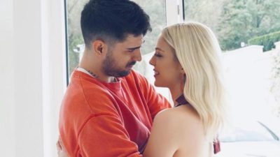 Aşkını haykırdı