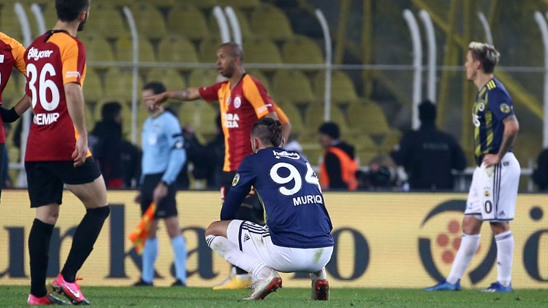 Fenerbahçe 4 haftada çöktü 2 FENERBHÇE