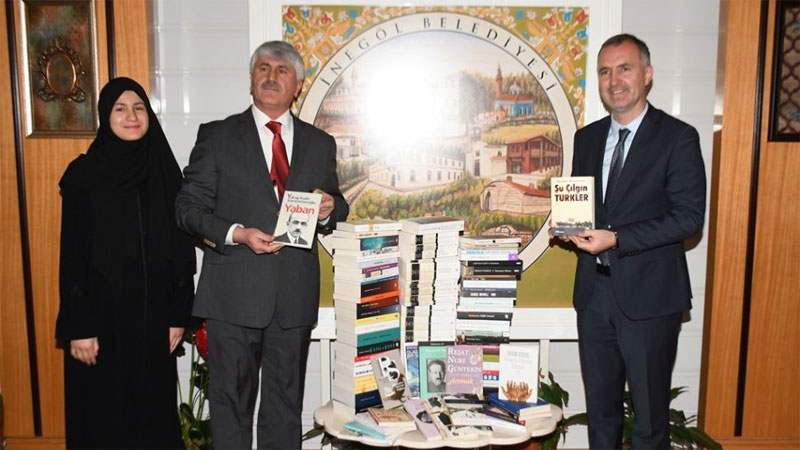 Kitap kulesi, tâlihlisine teslim edildi