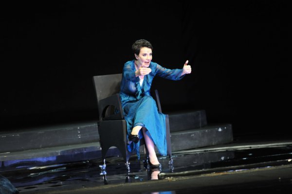 Bursalılar’dan Lal Hayal’e tam not