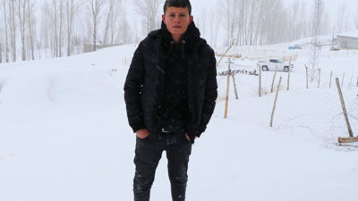 Sosyal medya onu konuşuyor! Ünlü sanatçı aradı ve…