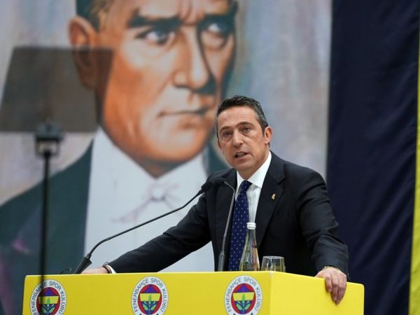 Fenerbahçe’den sert tepki; Yazıklar Olsun Nihat Özdemir! Fenerbahçe resmi siteden bir açıklama yayınlayarak TFF Başkanı Özdemir'e sert