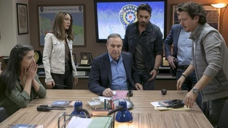 Arka Sokaklar’a sürpriz isim! Arka Sokaklar’a sürpriz isim!