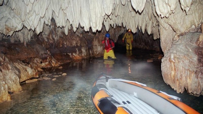 Ayvaini Mağarası turizme kazandırılacak “Başkan Burada Projesi” kapsamında Ayvaköy Mahallesini ziyaret eden Nilüfer Belediye