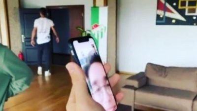Batuhan’a sürpriz telefon… Bursasporlu oyuncular…