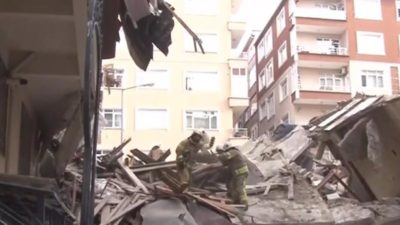 İstanbul Bahçelievler’de bir bina çöktü