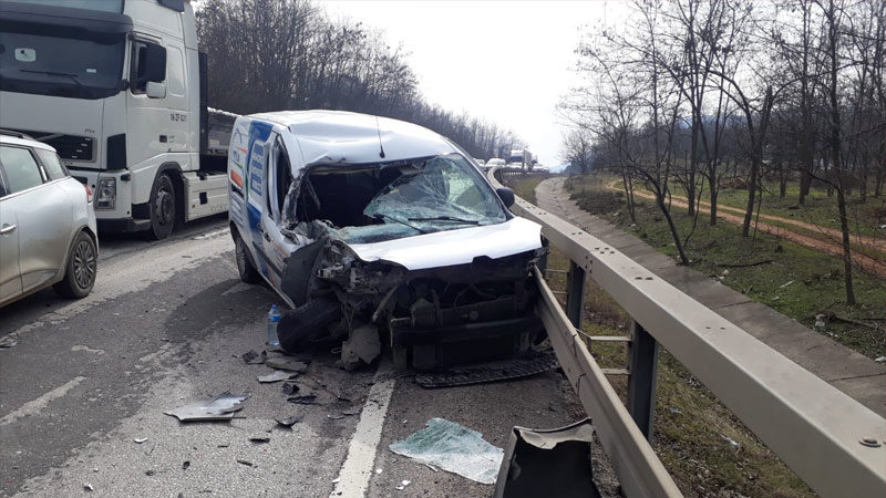 Bursa'nın İnegöl ilçesinde meydana gelen trafik kazasında 1 kişi yaralandı.