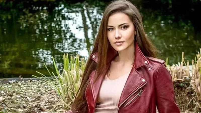 Fahriye Evcen’den ‘sahalara döndüm’ paylaşımı