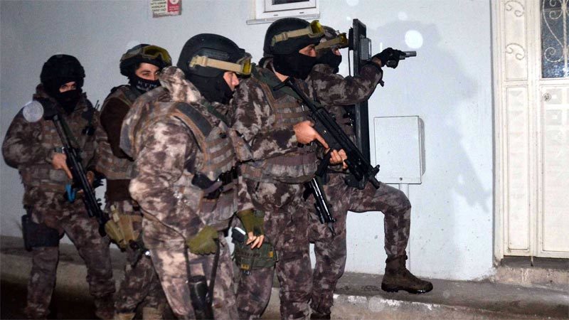 Bursa'da sosyal medya üzerinden PKK/KCK silahlı terör örgütü propagandası yapan