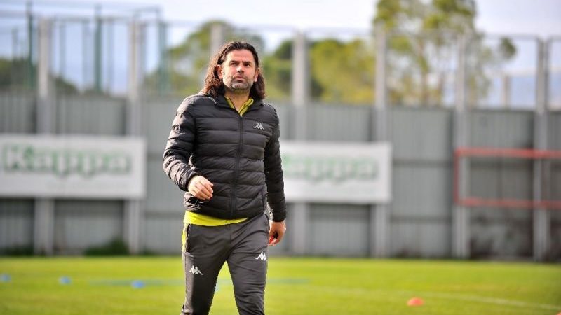 Bursaspor’da İbrahim Üzülmez ile yollar ayrıldı