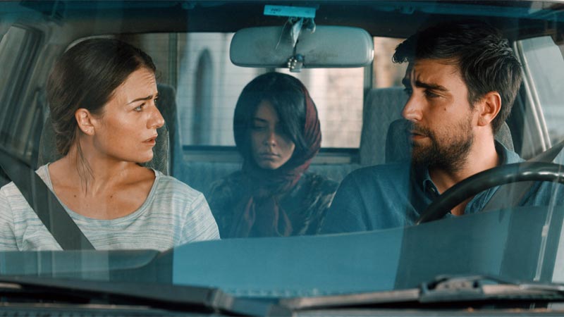 Kızım Gibi Kokuyorsun Los Angeles yolcusu Kızım Gibi Kokuyorsun Los Angeles yolcusu