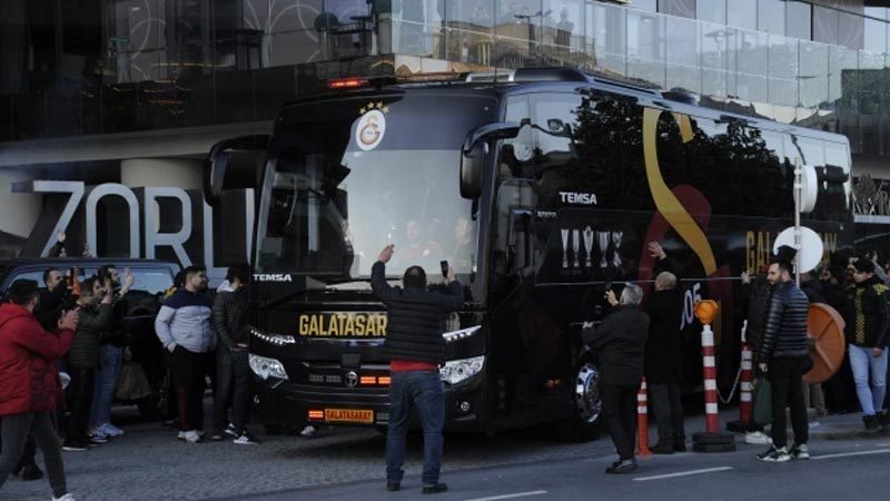 Galatasaray, Kadıköy’e hareket etti Süper Lig'in 23. haftasında deplasmanda Fenerbahçe ile karşılaşacak olan Galatasaray