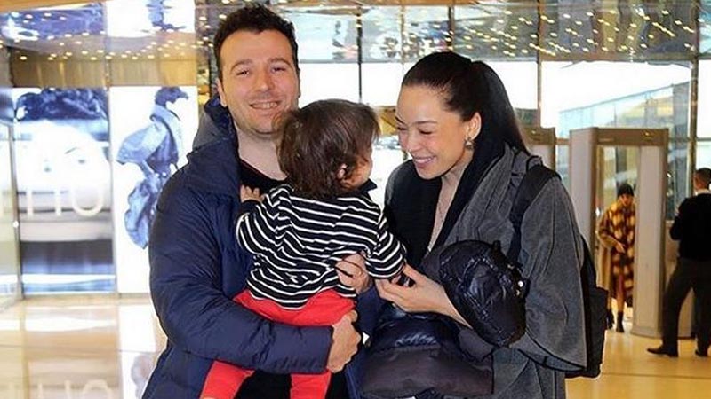 Azra’nın aile saadeti