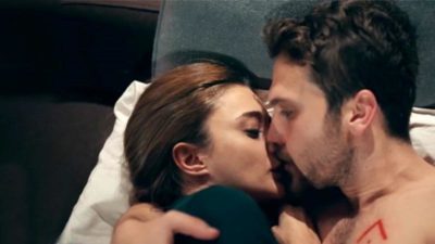 Öpüşme sahnesi fenomen diziye damga vurdu!