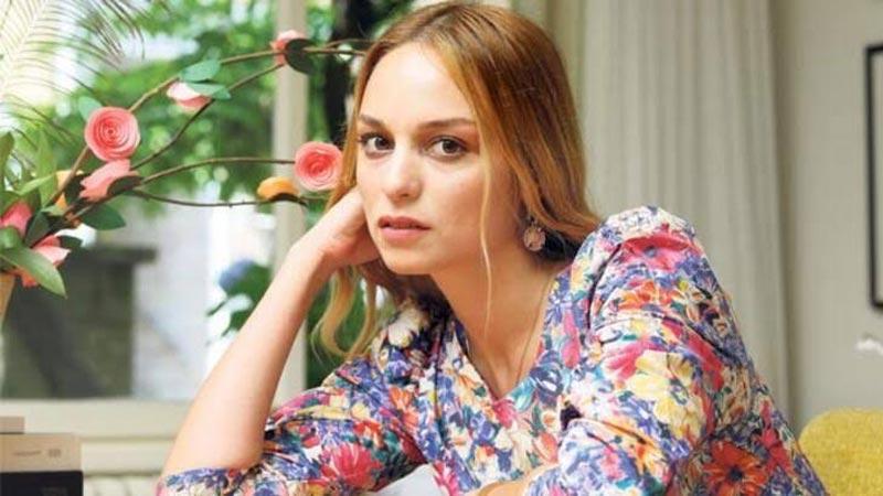 Nilperi Şahinkaya’dan evlilik açıklaması